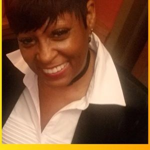 Meet your Posher, Pamela